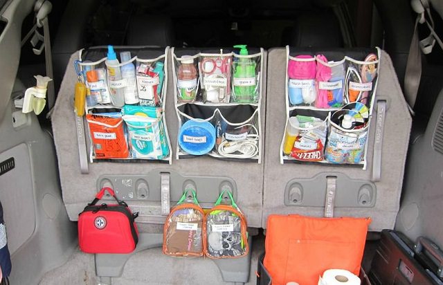 1437579442-1429206954-backseat-organizers-de