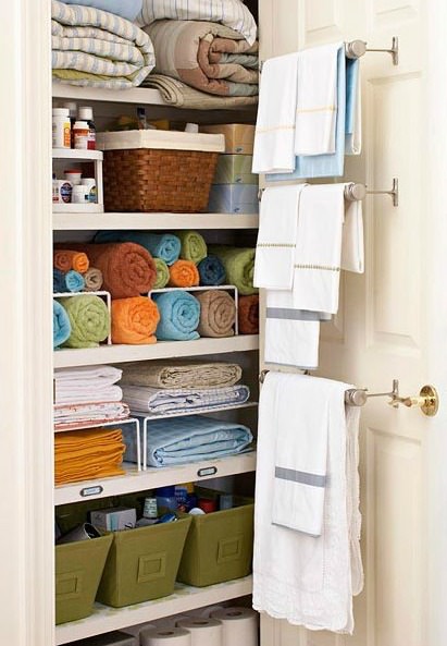 Most of us don’t have a large linen closet so it’s not really easy to just stuff things in there. So, have you ever wondered how your small linen closet can become organized and spacious? Must see these 8 tips to find out how!