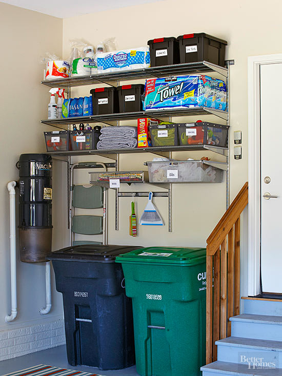 Have a disorganized, cluttered or chaotic home that eats up all the space you have? Must see these organizing makeovers.