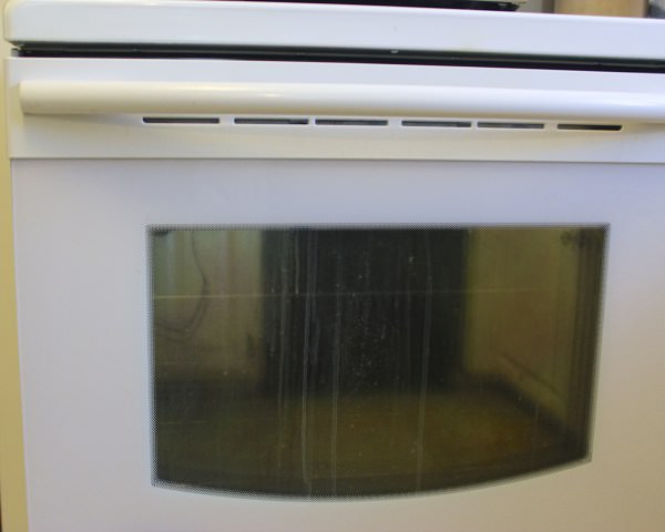 how-to-clean-your-oven-1