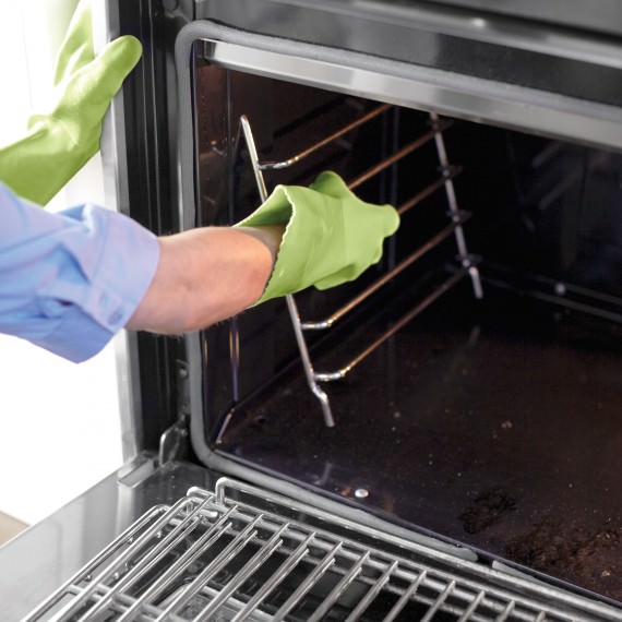 how-to-clean-your-oven-6