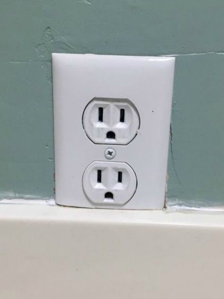 s-hate-your-ugly-outlet-steal-these-11-ideas-2